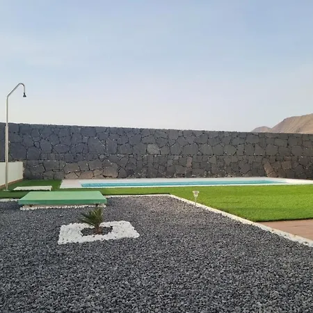 Luxury Lanzarote Vila *