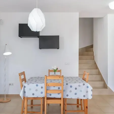 Luxury Lanzarote Villa Playa Blanca (Lanzarote)